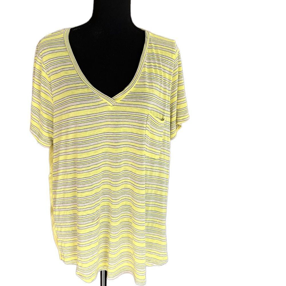 Bobeau striped front/solid back relaxed yellow tee, size 1X